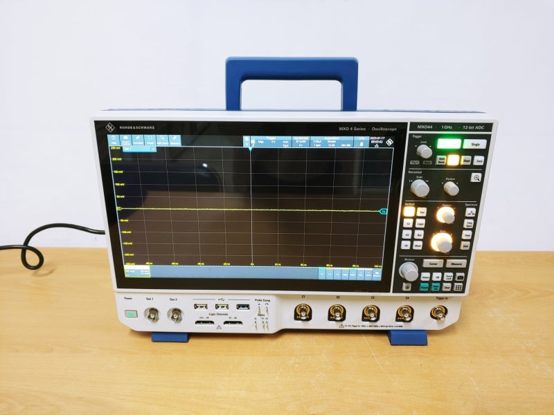 [Rohde&Schwarz] 로데슈바르즈 MXO4 Series MXO44 1GHz 5GS/s 4채널 Oscilloscope 신품 ...