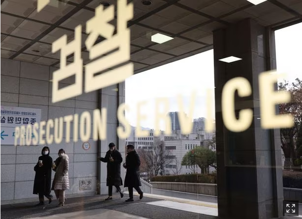 수술 날짜 조작해 보험금 부풀린 치과의사·환자… 무더기 기소 수술 날짜 조작해 보험금 부풀린 치과의사·환자… 무더기 기소