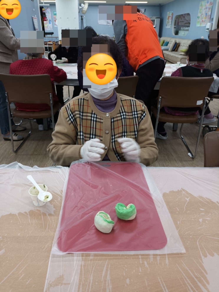  설날 맞이 달서구 성당동 삼성튼튼 주간보호센터와 함께 만두 만들기