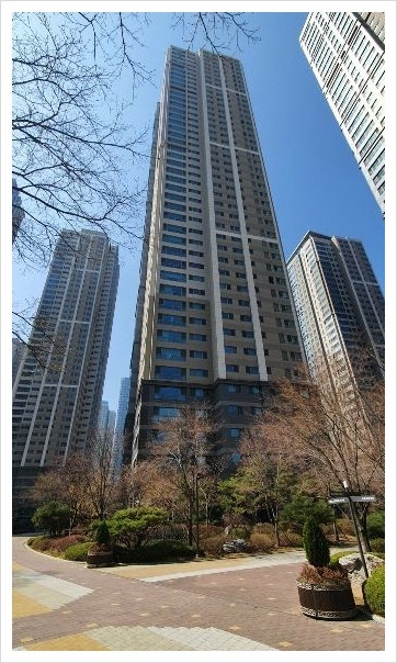  [아파트경매] 송도 47평 대형 평수 5.4억 - 송도 입성 기회 물건(2022타경507386)