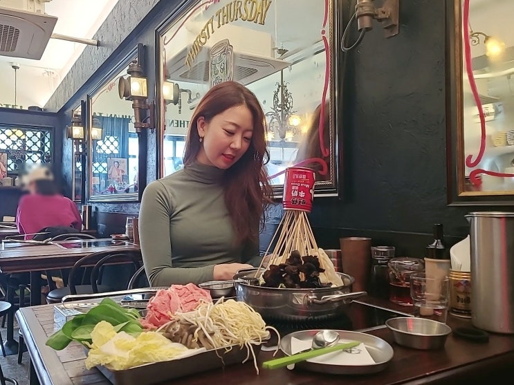  을지로 맛집 제대로 분위기 나는 세운상가 촨촨지우바