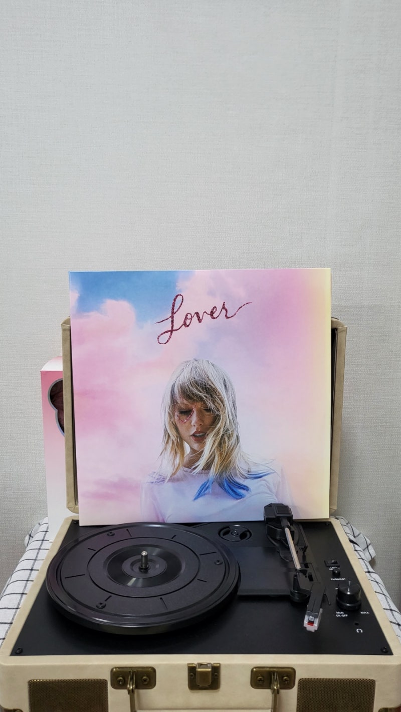 테일러스위프트 LOVER LP 드디어 구매했당