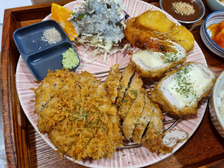  울진 카츠 최고 퀄리티 맛집 '돈카츠모'