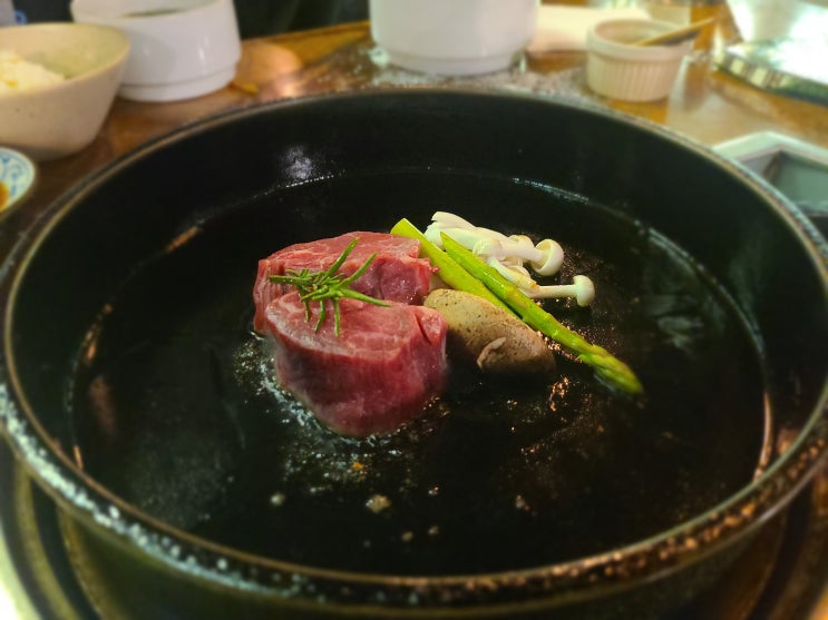  잠실 한우 소고기 / 롯데타워 맛집 - 도쿄등심 잠실점