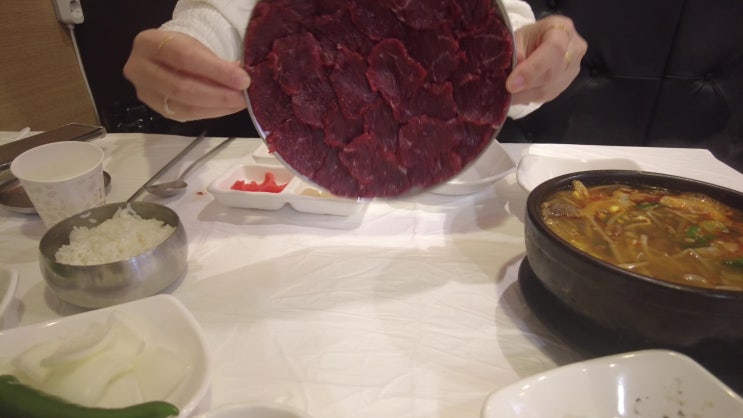  부산 하단맛집 육회전문점 옛집뭉티기통문어