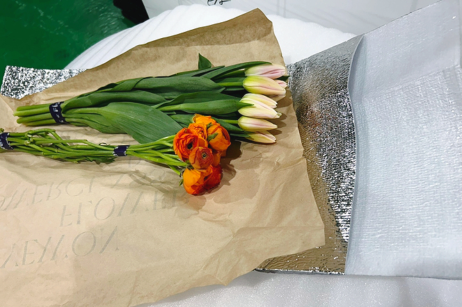 붙이고 자르고 붙이고, 토이론지와 PEFOAM 생생 가공 현장 붙이고 자르고 붙이고, 토이론지와 PEFOAM 생생 가공 현장