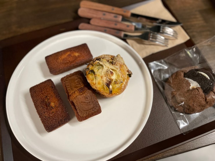  양주 카페 온더빈 휘낭시에와 스콘이 너무 맛있어요