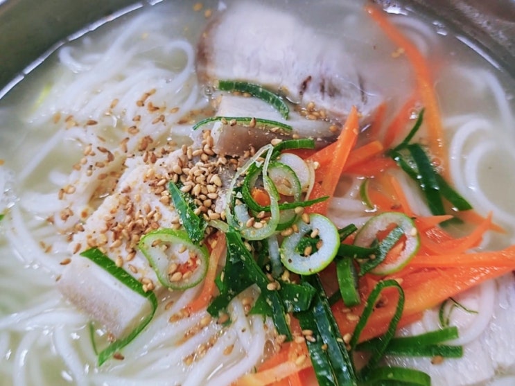  제주 고기국수 우연히 들렀는데 맛집 일때 뿌듯함 내돈내산 후기 / 제주공항 근처 도두동 수니네국수
