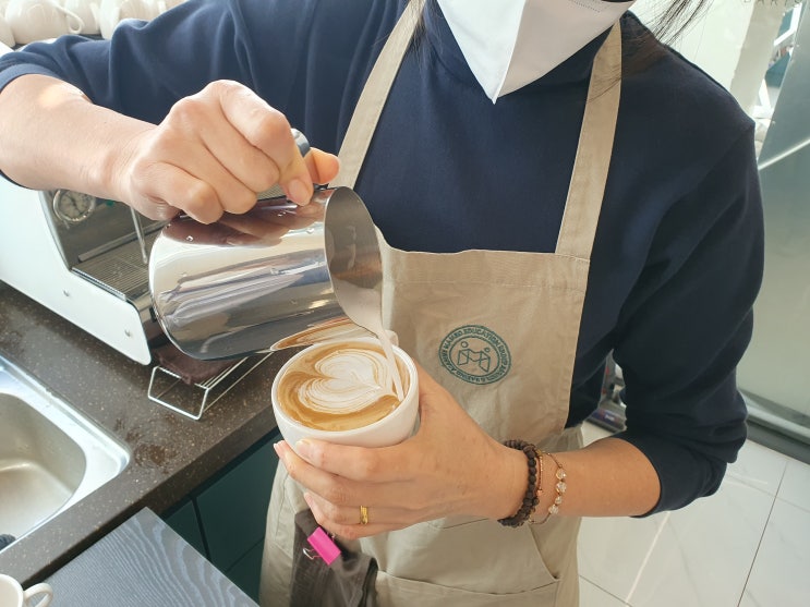  서울바리스타학원 라떼아트 정석으로 배울 수 있는 곳!