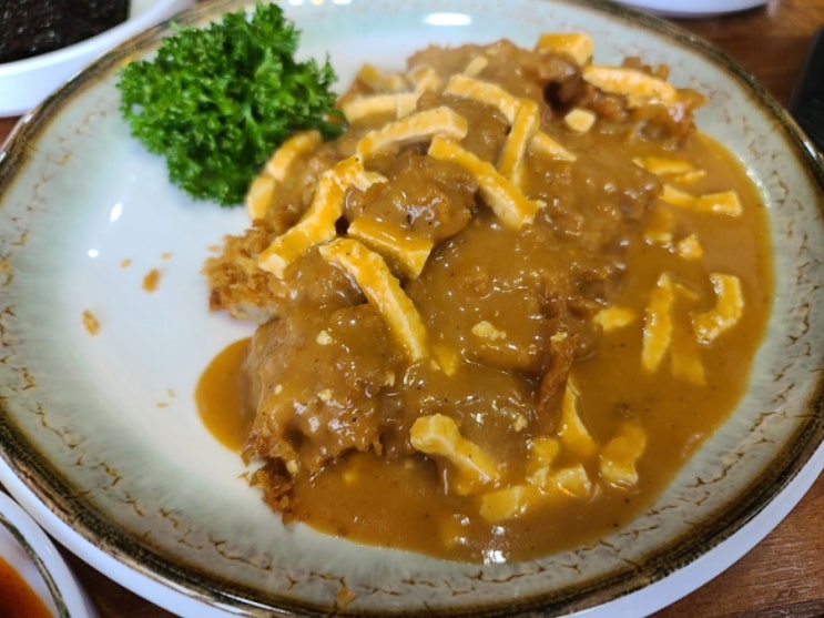 부여 중앙시장 맛집 돈까스백반한식양식조합 좋네