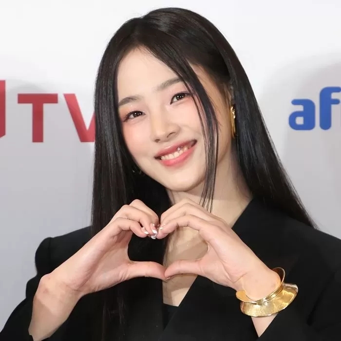 뉴진스 민지, 친오빠는 군 복무중...동생은 반장 돼서 뿌듯하고 자랑스러워 뉴진스 민지, 친오빠는 군 복무중...동생은 반장 돼서 뿌듯하고 자랑스러워