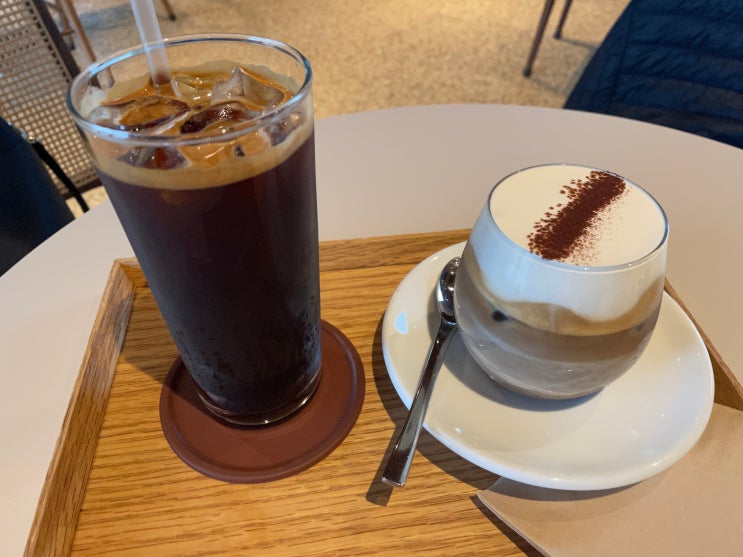  제주도 서귀포시 분위기 좋은 카페, 슈페너 커피 맛집 :: 고스란