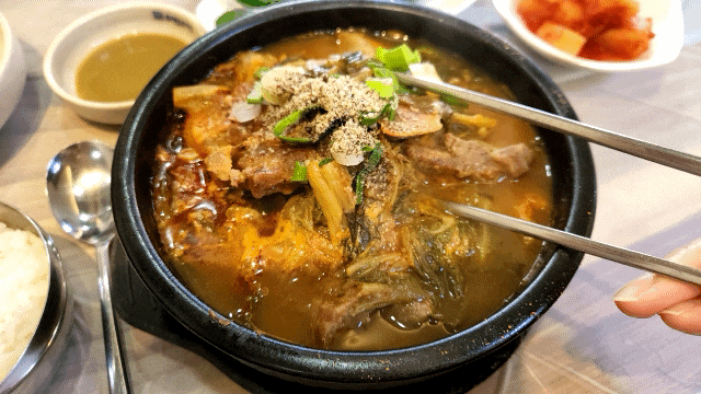  서천맛집 깔끔한 뼈해장국은 참이맛감자탕