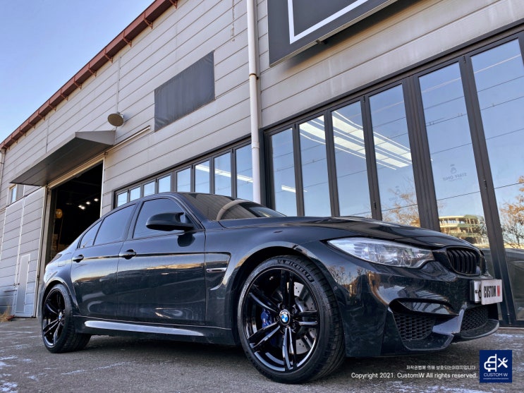  어디서부터 잘못된건지...BMW M3 437M 박리 후 블랙유광 휠도색