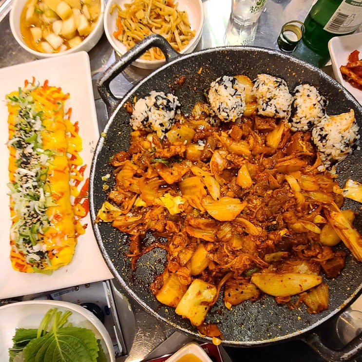 광주 첨단 돼지김치구이 맛집 삼산회관 광주 첨단 돼지김치구이 맛집 삼산회관