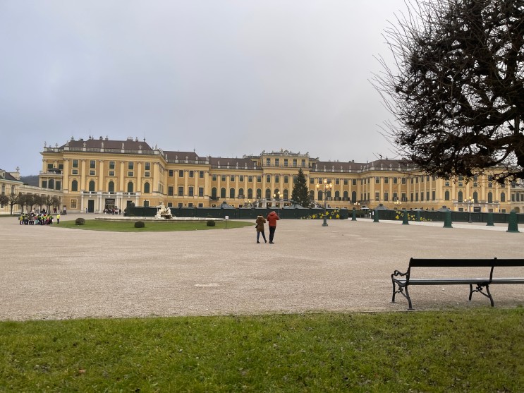 오스트리아에서 가장 큰 궁전, 여름별궁 쇤브룬궁전과 크리스마스마켓