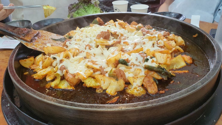  천안 백운 면 앤 닭갈비 찾아도 가고 배달도 자주 시키는 곳