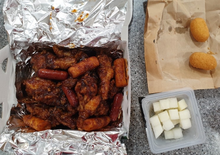 BBQ 자메이카소떡만나콤보 내돈내산 솔직후기 (Feat. 리뷰이벤트_치즈볼, 황올한팝콘) BBQ 자메이카소떡만나콤보 내돈내산 솔직후기 (Feat. 리뷰이벤트_치즈볼, 황올한팝콘)