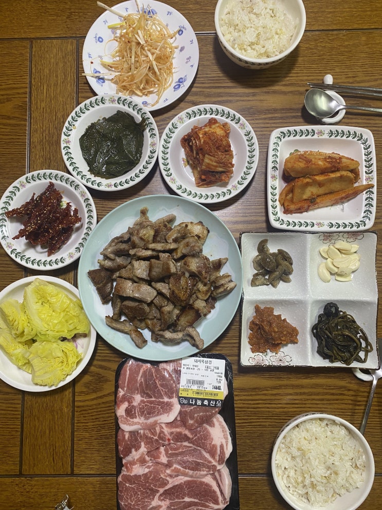 전주 정육점 추천:) 오늘부터, 한돈 목살 1위.... 우아동 나눔 정육점 / 질 좋고, 마블링 좋은 한돈 한우 도소매센터