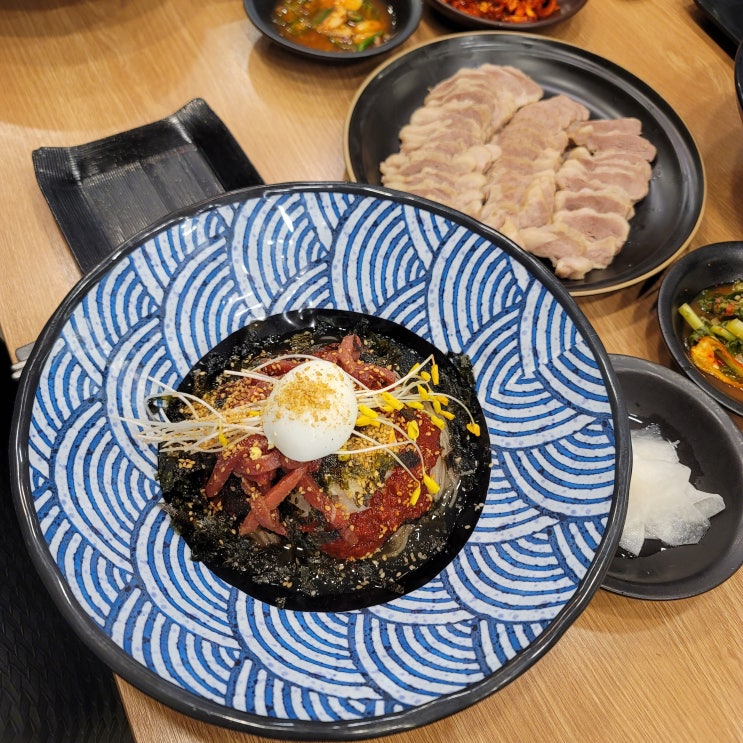  여행 홍천맛집 육회막국수에 빠질수 밖에 없는 홍천메밀가 찐맛집