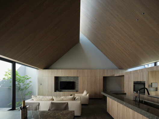 ESPACE 하우스 / APOLLO Architects & Associates