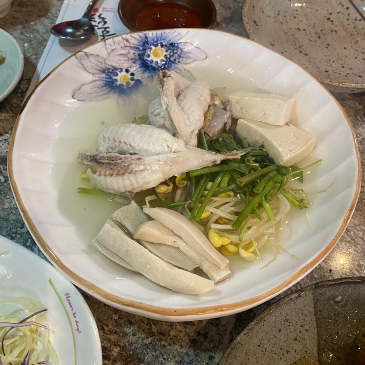  서면 복국 중에 다양하게 나오는 점심특선이 좋은 서면 호호복국