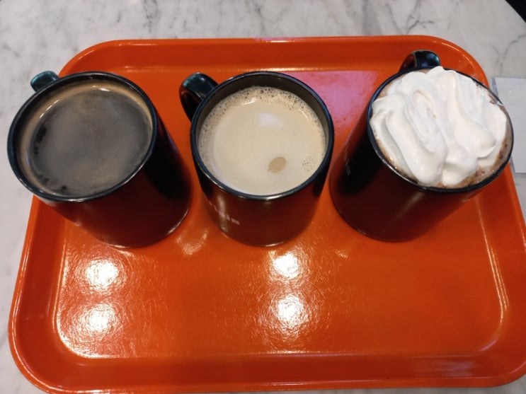  천안아산역카페 카페트리핀 천안아산역점