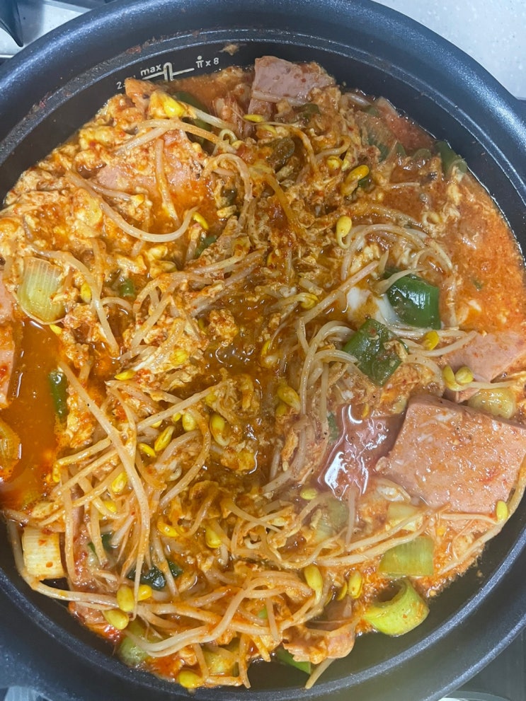  명절음식으로 간단한 부대찌개 만들기