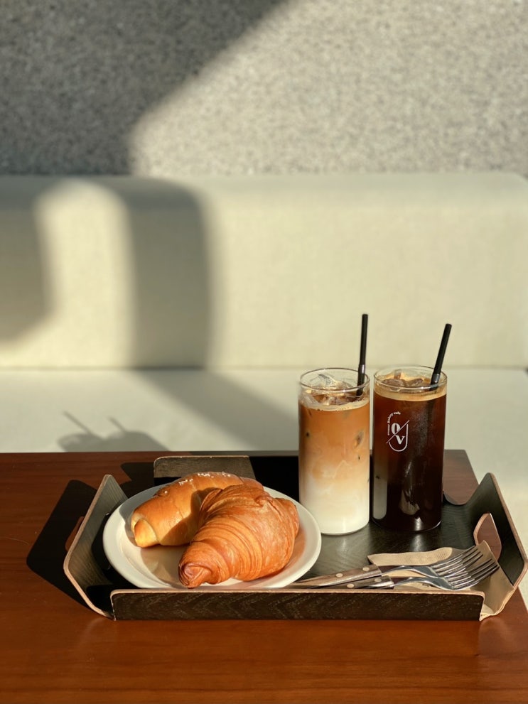  [광안리카페] 광안대교 보이는 소금빵 맛집  “오브너스”