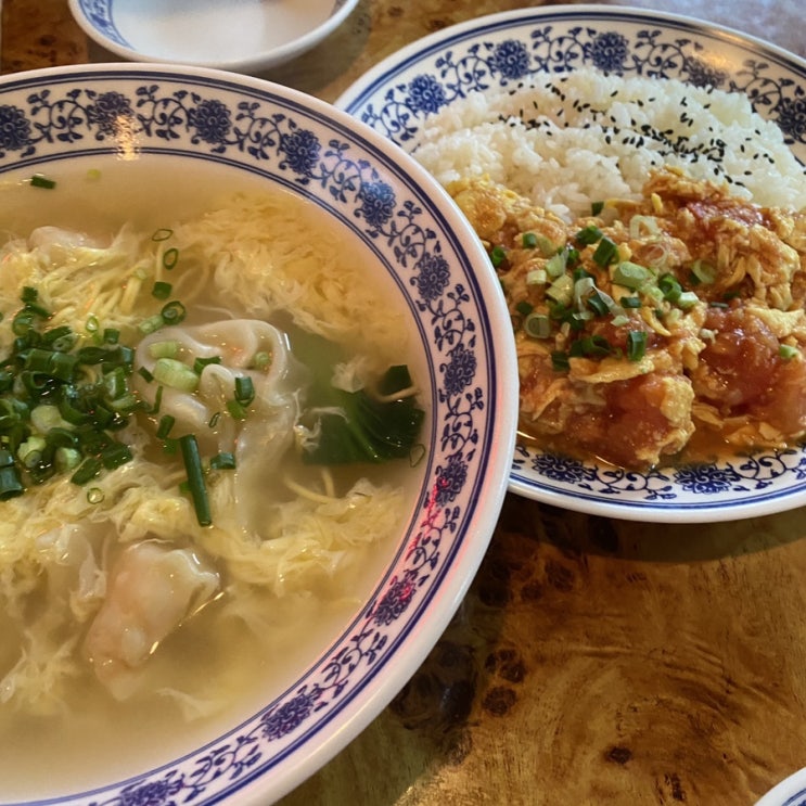  벽돌해피푸드 압구정에서 맛보는 새우완당과 토마토계란덮밥