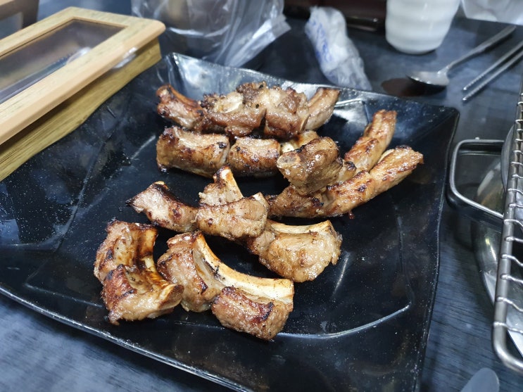  왕십리 등갈비 청춘예찬 스트레스 풀리는 맛!