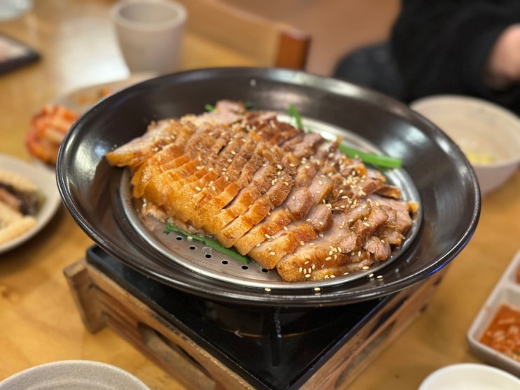  부천 중동 현대백화점 끝까지 따뜻하게 먹을 수 있는 보쌈