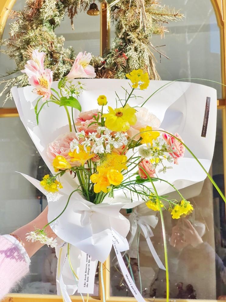 [광안리 꽃집] 기념일 꽃 준비는 '뮤리엘의 가든'에서 준비하세요!