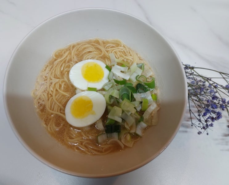 이치란 돈코츠 라멘 키트 돈코츠 하타카 스타일 라멘 끓여 먹는 법 이치란 돈코츠 라멘 키트 돈코츠 하타카 스타일 라멘 끓여 먹는 법