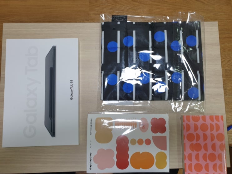  [일상] 갤탭 S8 언박싱 후기