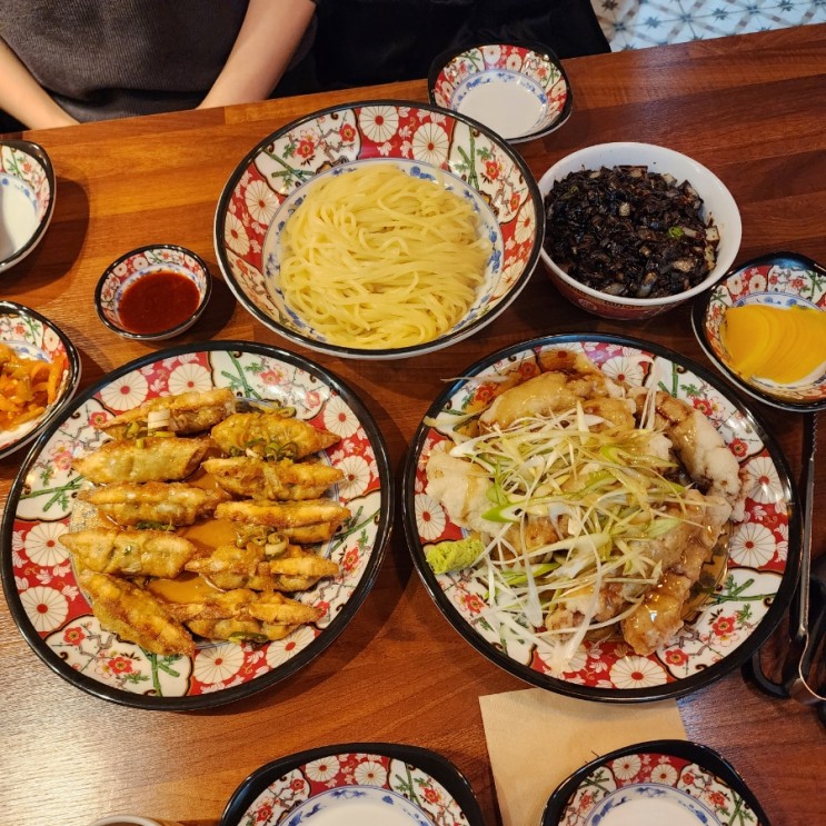[수원 맛집] 수원 중식당 권선구 중국요리 '이상적' 간짜장, 파채탕수육, 유린만두 후기