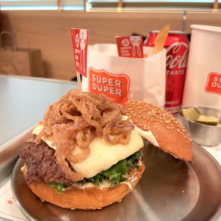  슈퍼두퍼 강남 수제버거 기가 막힌 신메뉴 후기!