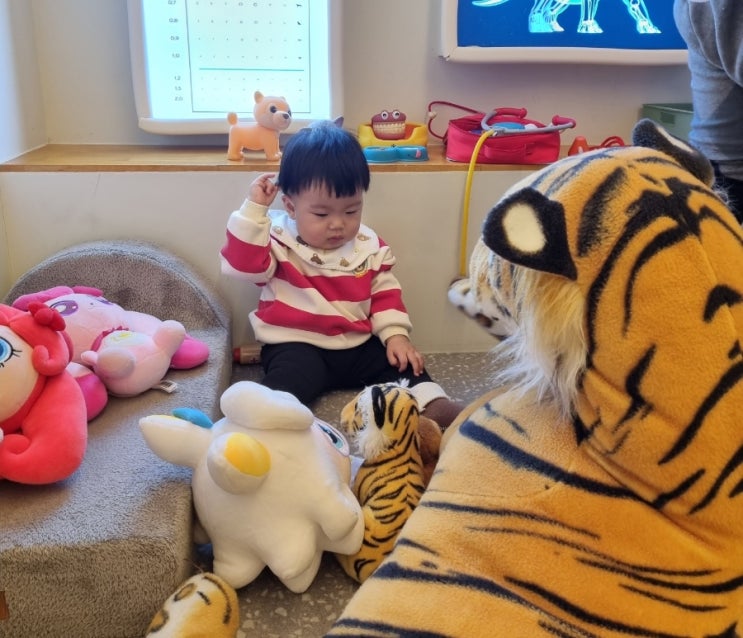  11개월 해쥬니 키즈카페에 처음가다!_<큐리키즈카페 전주혁신점>
