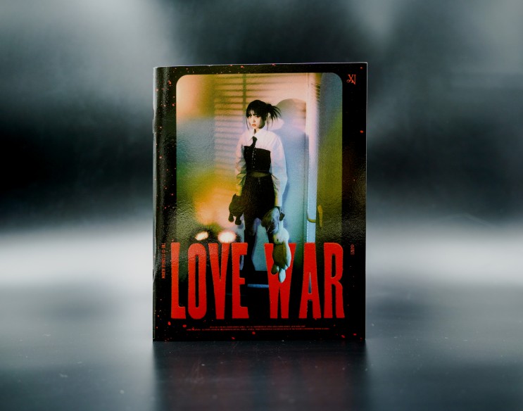 최예나(YENA), 싱글 1집 Love War (War Ver.) 포토북 앨범 언박싱 (YENA 1st Single Album Love War [War Ver.] Unboxing)