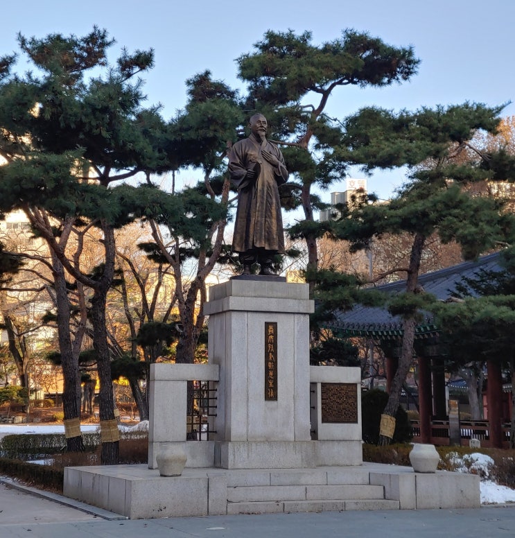 서울특별시 여행 (서울탑골공원 : 원각사지 십층석탑,원각사지 대원각사비, 3·1운동 기념부조, 탑골공원 팔각정, 의암 손병희 동상) 서울특별시 여행 (서울탑골공원 : 원각사지 십층석탑,원각사지 대원각사비, 3·1운동 기념부조, 탑골공원 팔각정, 의암 손병희 동상)