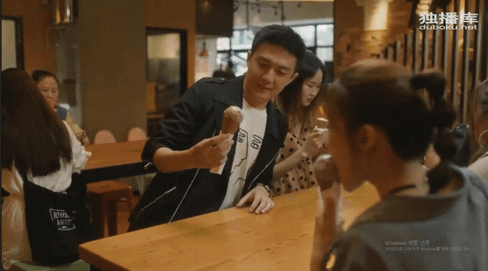  <중드 겨우,서른 15화>너 유부남한테 뭐하는짓이야 드럽게 그걸왜먹어안되겄다 여태후랑 달기를 불러서 손좀봐야겄다!! 