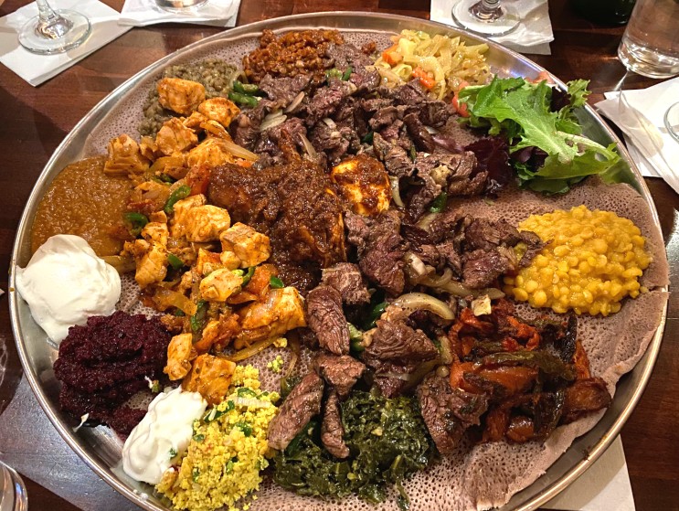워싱턴DC 맛집, 훌륭한 에티오피아 전통음식이 있는 CHERCHER 레스토랑