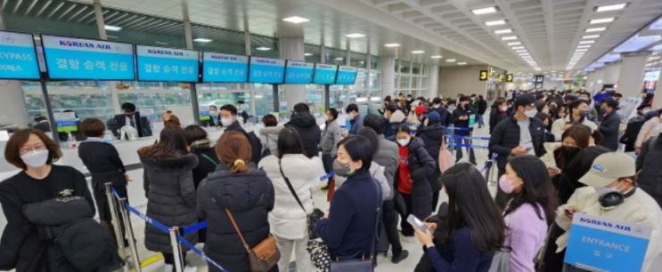 드디어 "비행기 뜬다" <b>제주공항 운항</b> 재개...