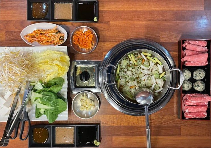  [판교 유스페이스 맛집] 수작 - 신선한 야채와 굴림만두, 소고기를 함께 즐기는 샤브샤브