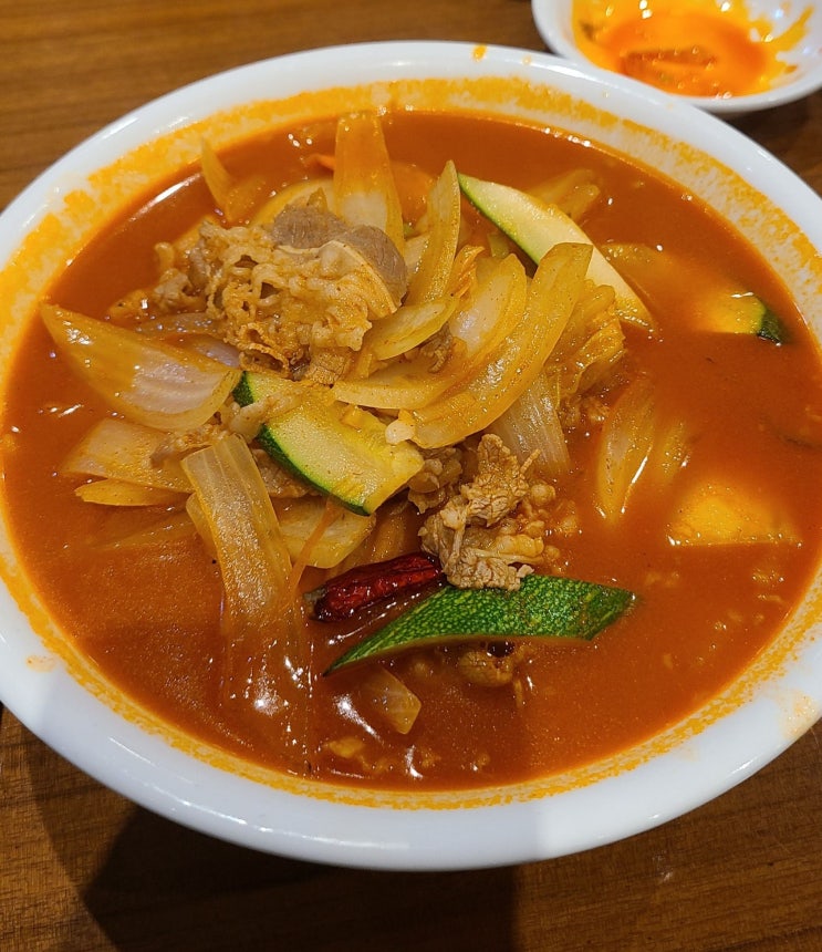  인생짬뽕찾기 4편 | 송파구 문정동 메이, 일반 짬뽕과 차돌짬뽕