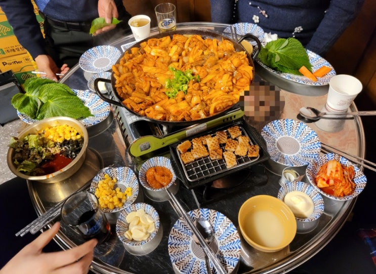  의정부 민락2지구 고기집 돼지고기와 김치구이가 한방에! 정통집 알밤막걸리 짱맛임