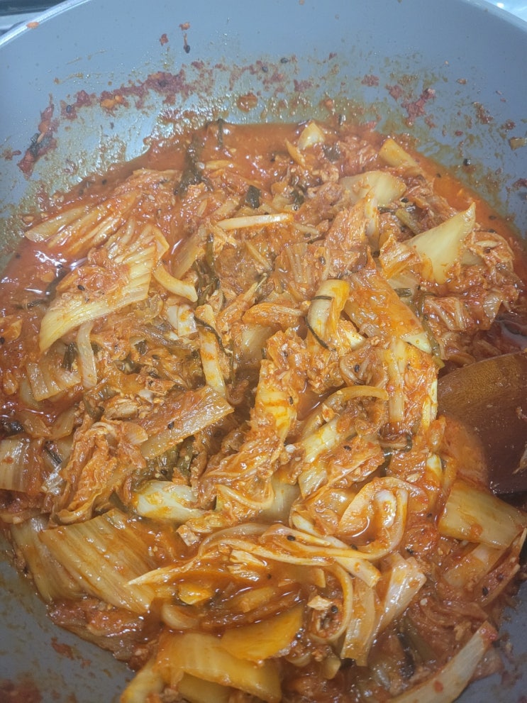  참치 볶음김치만들기~