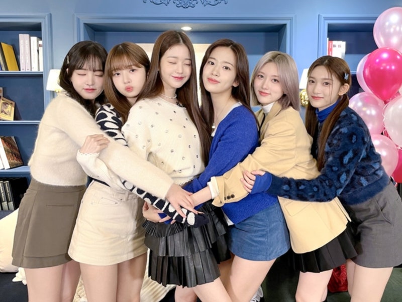 아이브 멤버 리더 데뷔일 소속사 프로필 안유진 리즈 레이 가을 이서 장원영 나이 키 몸무게 ....