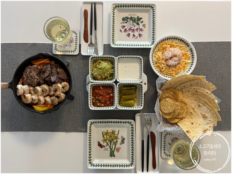  멕시칸 요리 소고기 & 새우 화이타(파이타)