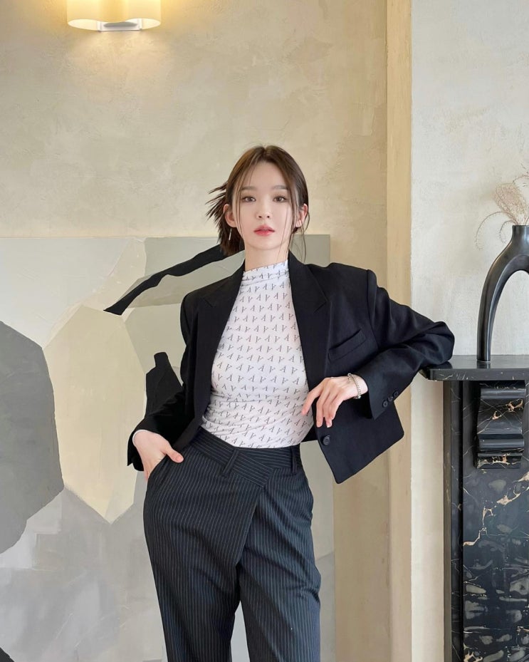'쇼핑몰 열정페이 논란' 강민경, 과거 싸이월드 시절 만행 드러났다 '쇼핑몰 열정페이 논란' 강민경, 과거 싸이월드 시절 만행 드러났다